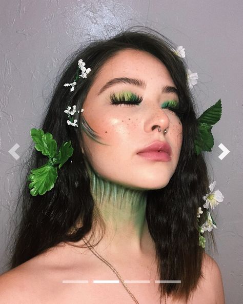 Mother Nature Costume Makeup, Mother Nature Costume, Green Inspo, Vintage Makeup Looks, Prom Makeup Looks, Vintage Makeup, Halloween Makeup Looks, Aesthetic People, Eyes Makeup