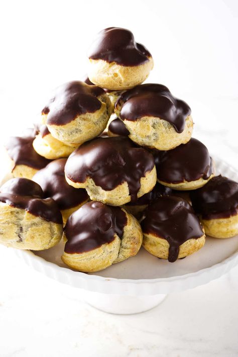 Learn how to make foolproof choux pastry, a versatile French pastry that is the base for cream puffs, profiteroles, and eclairs! Mini Cream Puffs, Choux Pastry Recipe, Choux Cream Puff, Mini Cream Puff, Homemade Cream Puffs, How To Make Pastry, Pastry Dough Recipe, Choux Cream, Vanilla Pastry Cream