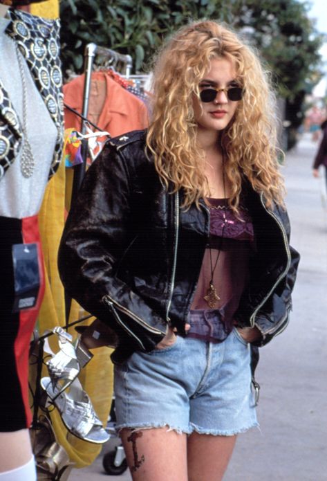 1980s Fashion Grunge, 90s Fashion Grunge 1990s, 90s Fashion Icons, Celebrity Fashion Fails, Moda Grunge, 90s Fashion Women, Vogue Editorial, Celebrity Style Icons, 90s Fashion Grunge