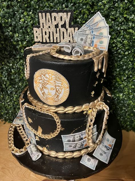 Money Birthday Theme Party, Mans 21st Birthday Ideas, Narco Theme Cake, Black And Gold Birthday Cake Men, Buchona Birthday Party, Buchon Party Theme For Men, Buchona Outfit Party Theme, Narco Theme Party, Narco Birthday Theme