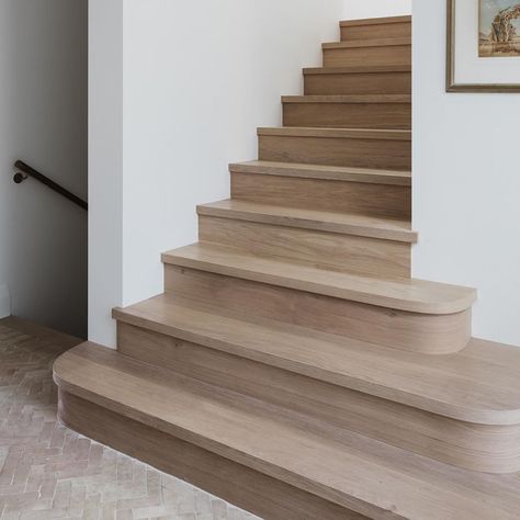 Timber Steps, Kitchen Steps, Stair Balustrade, Hall Tiles, Carpet Staircase, Stairs Renovation, Timber Stair, Staircase Wall Decor, Engineered Timber Flooring