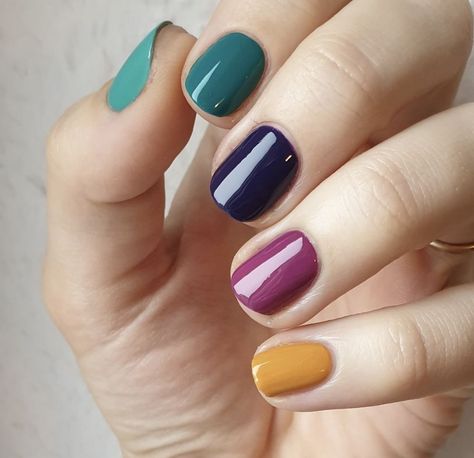 Natural Fun Nails, Multi Colored Nails Spring, Multi Colored Nails Fall, Multicolored Nails, Cute Gel Nails, Get Nails, Short Acrylic Nails Designs, Fabulous Nails, Fire Nails