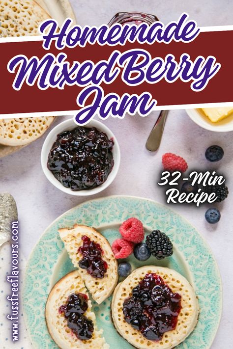 Make your own Homemade Mixed Berry Jam in just 32 minutes using this easy and simple recipe. Achieve a richly colored and packed full of intense berry-flavored jam. Frozen Berry Jam, Mixed Berry Jam, Weight Watchers Smart Points, Frozen Berries, Berry Jam, How To Make Jam, Cross Buns, Jam Jar, Jam Recipes