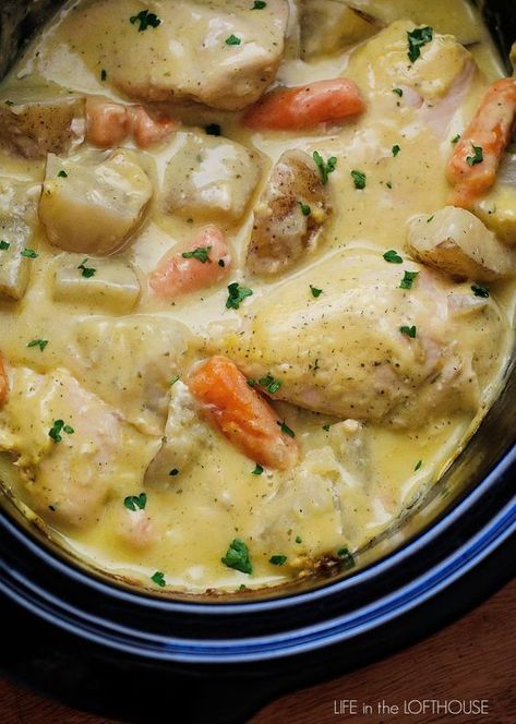 Crock Pot Creamy Ranch Chicken | Life In The Lofthouse Chicken Breast Crockpot Recipes, Crockpot Chicken Breast, Ranch Chicken Recipes, Creamy Ranch, Chicken Crockpot, Crockpot Recipe, Instant Pot Recipes Chicken, Crockpot Dishes, Ranch Chicken