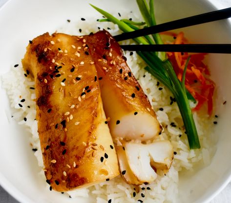 Low-FODMAP Japanese Glazed Black Cod; Gluten-free, Dairy-free | Rachel Pauls Food Healthy Seafood Dinners, Gluten Free Asian Recipes, Five Star Restaurant, Fodmap Dinner, Chrons Disease, Low Fodmap Vegetables, Fodmap Recipes Dinner, Low Fodmap Recipes Dinner, Recipe Japanese