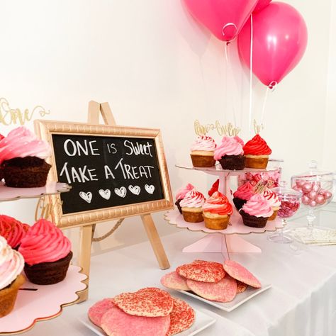 Valentine Birthday Decorations, Heart Themed 1st Birthday Party, Sweetheart 1st Birthday, One Year Old Birthday Party Girl Valentines Day, Sweet Heart Birthday Theme, Sweetheart Themed First Birthday, Valentines First Birthday Party, First Birthday Heart Theme, Sweet One Valentines First Birthday