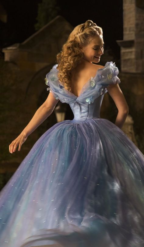 New Cinderella, Cinderella Movie, Cinderella 2015, Cinderella Costume, Princesa Disney, Cinderella Dresses, Lily James, Bohol, Princess Aesthetic