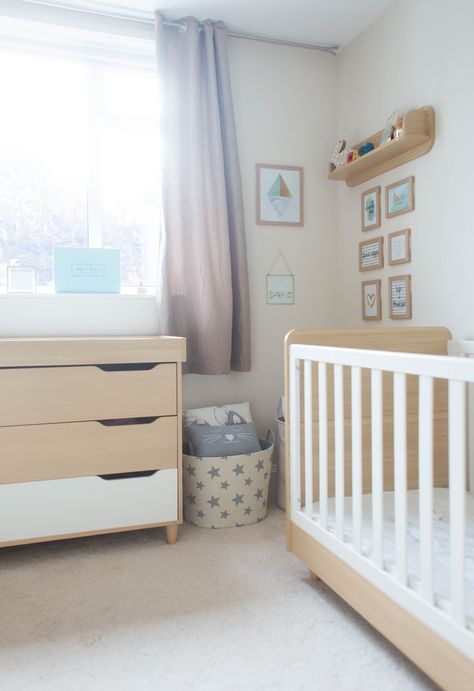 Natural Hessian Bedroom, Dulux Nursery Colours, Natural Hessian Dulux Paint, Gray Wall Color Scheme, Dulux Natural Hessian, Dulux Timeless, Neutral Nursery Colors, Grey Nursery Walls, Tiny Nursery