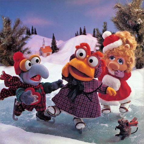 Muppet Pictures, Muppets Christmas, Sock Puppet, Duck Season, Muppet Christmas Carol, Silly Puppets, Fraggle Rock, The Muppet Show, Muppet Babies