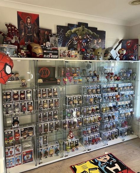 Funko Pop Bedroom Ideas, Marvel Collection Room, Marvel Collection Display, Display Funko Pop Collection, Marvel Funko Pop Display, Collector Room Ideas, Marvel Funko Pop Collection, Funko Pops Aesthetic, Funky Pop Display Ideas