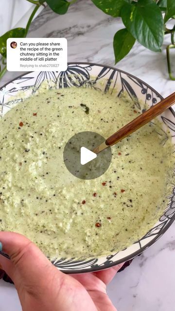 Shruti Desai Naik 📍Michigan, USA on Instagram: "Here’s the detailed recipe of Coconut Chutney.   Coconut cilantro chutney is a refreshing chutney which can be served with Idli, Dosa, Vada or Uttapam.   Everyone has their own recipe of this Chutney. I am sharing my recipe which we like.  . . ✅Ingredients: ▪️coconut  ▪️roasted chana dal  ▪️curd  ▪️cilantro  ▪️ginger chili  ▪️curry leaves  ▪️salt  ▪️sugar  ▪️tadka - oil, urad dal, mustard seeds, curry leaves  . . . You can use any coconut frozen or fresh.  . . . #chutney #chutneyrecipe #coconutchutney #idlichutney #southindianfood #requestedrecipe #recipedeveloper #recipeshare #asmrfood #quickandeasy #foodblogger #usafoodblogger" Dosa Coconut Chutney Recipe, Coconut Chutney For Idli, Idli Chutney Recipe, Coconut Chutney For Dosa, Coconut Chutney South Indian, Coconut Chutney Recipe, Idli Chutney, Cilantro Chutney, Idli Dosa