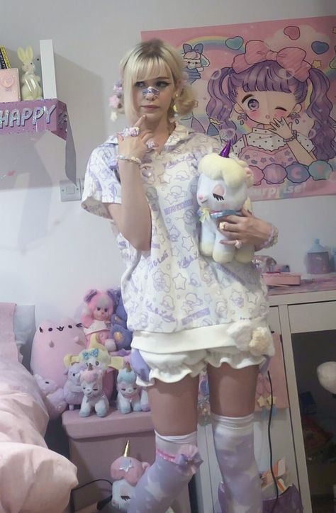 Loft Wardrobe, Kawaii Outfits Aesthetic, Fairy Kei Fashion, Kawaii Outfits, Kawaii Outfit, Kei Fashion, Gyaru Fashion, Japanese Street Fashion, J Fashion