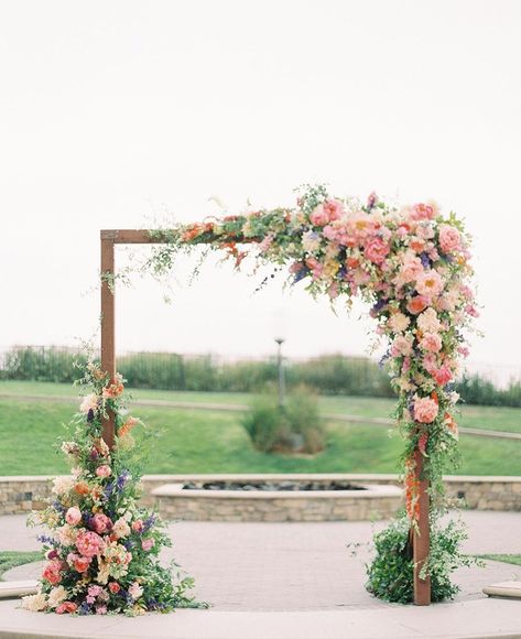 Spring Arbor Wedding, Wedding Arbour Flowers, Reception Centerpieces Diy, Grandmas Birthday, Wedding Pergola, Ceremony Arbor, Wedding Color Schemes Spring, Aisle Planner, Wedding Arbors