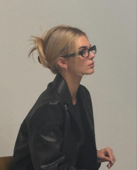 Kendall Jenner Blonde Hair, Kendall Jenner Aesthetic, Style Kendall Jenner, Kendall Jenner Hair, Kendall Jenner Icons, Fall Blonde, Kendall Jenner Outfits, Instagram Model, Kendall And Kylie