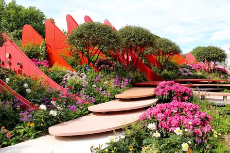 RHS Chelsea Flower Show 2019 in London ... Paris Mood, Chelsea Garden, Rhs Chelsea Flower Show, Garden Help, Garden Show, Chelsea Flower, Chelsea Flower Show, Colorful Garden, Flower Show