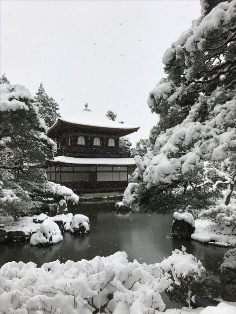 Ginkakuji in Kyoto Japan Snow Aesthetic, Kyoto Winter, Ginkakuji, Samurai Drawing, Chinese Places, Winter In Japan, Japan Winter, Japanese Village, Japan Street