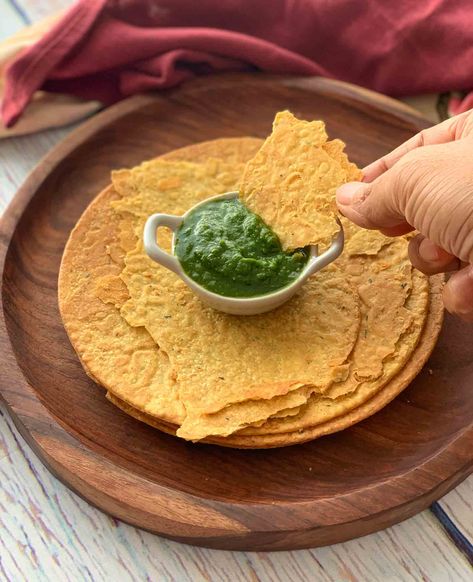 Khakhra Recipe, Gujarati Cuisine, Cutlets Recipes, Crunchy Snack, Flat Bread, Gujarati Recipes, India Food, Tea Time Snacks, Breakfast Tea