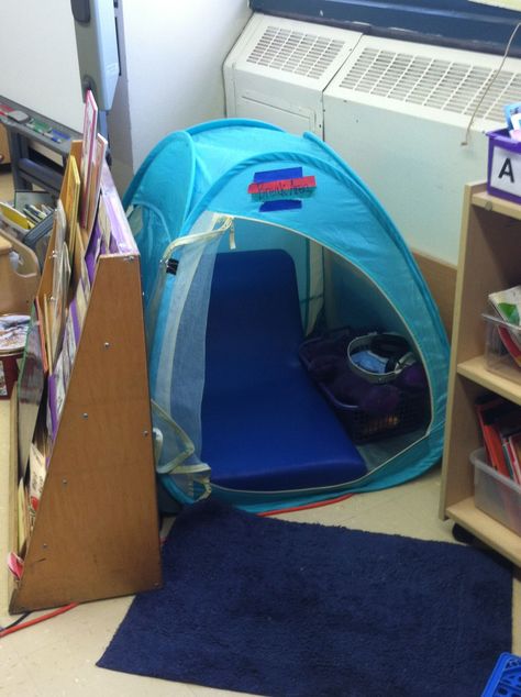 How to Create a Sensory Cool Down Spot - Your Kid's Table Sensory Tent, Welcoming Office, Break Area, Sensory Classroom, Sensory Tubs, Conscious Discipline, Calm Down Corner, Vision Therapy, Sensory Rooms