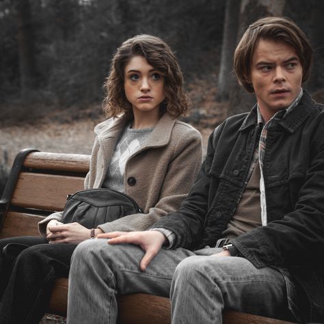 Jonathan Byers Nancy Wheeler, Johnathan Byers And Nancy Wheeler, Nancy Wheeler Jonathan Byers, Stranger Things Jonathan And Nancy, Nancy Wheeler And Jonathan Byers, Nancy And Jonathan, Scoop Troop, Nancy Jonathan, Jonathan And Nancy