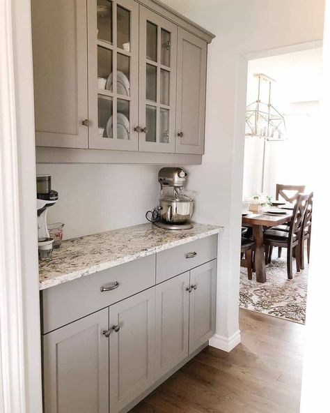 The Top 38 Butler Pantry Ideas - Next Luxury Butler Pantry Pass Through, Butler Area Ideas, Butlers Pantry Entryway, Hallway Butlers Pantry Ideas, Adding Butlers Pantry, Built In Butlers Pantry Buffet, Butler Pantry Hallway, Closet Turned Butlers Pantry, Butlers Pantry Cabinet Ideas