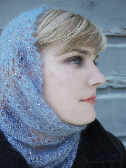 This is one of those patterns that will stay on the "someday" list for a while... It requires more brain power than I can dedicate to knitting while still in nursing school. Lacey Scarf, Knitted Cowl, Knitted Lace, Knitting Magazine, Cowl Pattern, Scarf Knitting Patterns, Lace Scarf, Circular Knitting Needles, Ice Queen