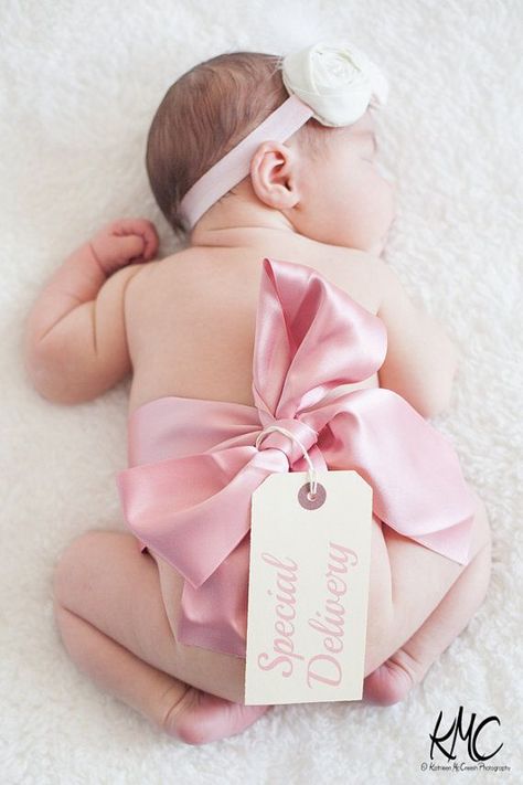 Idee Babyshower, Monthly Baby Photos, Newborn Baby Photoshoot, Baby Boy Photography, Baby Poses, Newborn Baby Photos, Baby Props, Foto Baby, Baby Bear Baby Shower