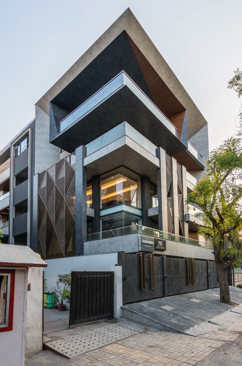 Facade - Contemporary - Exterior - Delhi - by Tarang Goyal Photography Residential Elevation, Builder Floor, Arch Designs, Residence Interior, Modern Elevation, Luxury Furniture Sofa, Architecture Elevation, Facade Architecture Design, Building Elevation