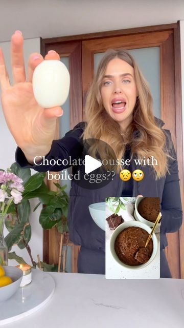 Angelique Daubermann (Lean Body Coach) on Instagram: "Chocolate mouse or smelly chocolate eggs? 👀

My only issue is… Why no cottage cheese? 😛

I am absolutely shook to the core at how bloody good this is! I have made it repeatedly since I tried it and I don’t see it getting the boot anytime soon!! The macros are insane and you’re legit having pure protein as dessert!

I promise you… You will be EGG-sessed 😝

132 cals - 12g protein per pudd!! ❤️ 

#viralrecipes #lowcaloriehighprotein #fatlossrecipes #fatlossfood #highproteindessert" High Protein Desserts, Pure Protein, Body Coach, High Protein Low Calorie, Fat Loss Foods, Chocolate Eggs, Lean Body, I Promise You, Boiled Eggs