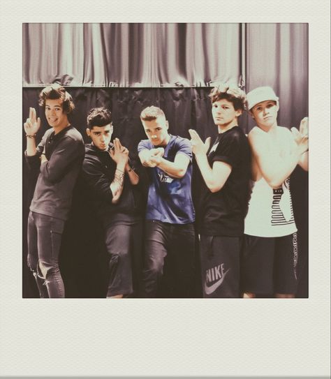 One Direction Widget, 1d Polaroid, One Direction Polaroid, One Direction Ot5, Four One Direction, One Direction Lockscreen, Gambar One Direction, One Direction Images, Harry 1d