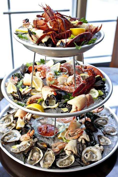 Seafood Tower, Boston Restaurants, Seafood Platter, Meat Appetizers, Raw Bars, Food Presentation, Places To Eat, Food Photo, Wine Recipes