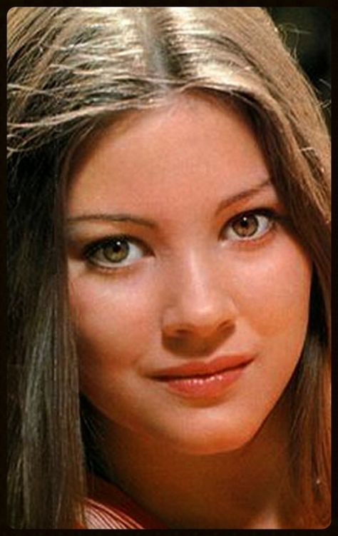 Lynn Frederick Lynne Frederick, Girl Drama, Best Movies, English Actresses, British Actresses, July 25, Real Beauty, Interesting Faces, Iconic Women