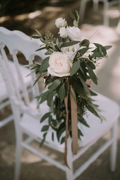 Outdoor Wedding Aisle, Wedding Aisle Decoration, Eucalyptus Wedding Decor, Wedding Aisle Outdoor, Elegant Outdoor Wedding, Wedding Isles, Aisle Flowers, Wedding Decor Ideas, Wedding Aisle Decorations