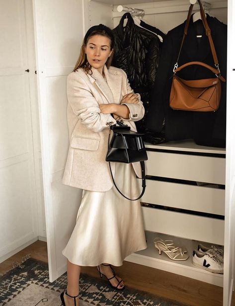 Summer weekend outfits: Jessica in a cream blazer, silk slip skirt and strappy sandals Summer Weekend Outfit, Silk Slip Skirt, Satin Skirt Outfit, Sheer Black Tights, Cream Blazer, Outfit Formulas, Neue Outfits, Slip Skirt, Weekend Outfit