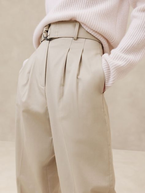 Chinos For Women, Pleated Pant, Classy Suits, Olive Green Color, Banana Republic Pants, Petite Size, Wide Leg Trousers, Fashion Sense, Ankle Length