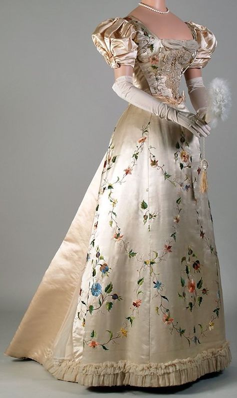 . 1890 Dress, 1890s Dress, Historical Gowns, 1890s Fashion, Kent State University, Kent State, Old Fashion Dresses, Vintage Gowns, Historical Dresses