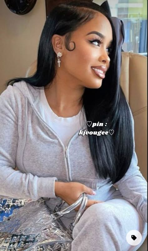 Dream Doll Hairstyles, Side Part Straight Quick Weave, Silk Press Natural Hair Side Part, Silk Press Side Part, Side Part Silk Press Natural Hair, Middle Part Silk Press, Side Part Black Women, Side Part Silk Press, Side Part Sew In