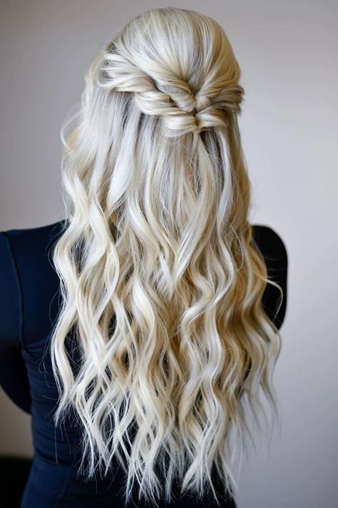 Ideas For Easy Wedding Hairstyles For Every Bride-to-Be ❤ Need inspo for easy wedding hairstyles? Read the following article for tips for quick and easy DIY bridal hairstyles you can do at home! #weddingforward #wedding #bride #WeddingHairstyles #EasyWeddingHairstyles Diy Bridal Hair, Easy Wedding Hairstyles, Half Up Wedding Hair, Diy Wedding Hair, Easy Wedding, Simple Wedding Hairstyles, Up Dos For Medium Hair, Updos For Medium Length Hair, Diy Bridal