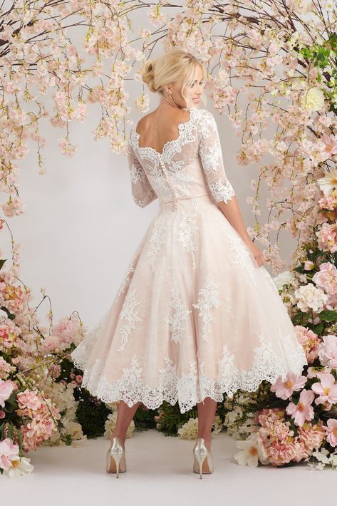 Elegant blush ballerina length wedding dress with three quarter sleeves Modern Tea Length Wedding Dress, Vintage Blush Wedding Dress, Vintage Wedding Dresses Plus Size, Wedding Dresses Midi Length, Tea Length Bridal Dresses, Cream Wedding Dress With Sleeves, Older Bride Wedding Dress Over 60, Pretty Vintage Dresses, Vintage Midi Wedding Dress