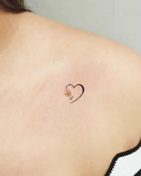 Sunflower Heart Tattoo, Tattoo On The Shoulder, Heart Sunflower, Sunflower Heart, Sunflower Hearts, Med Tech, Vine Tattoos, Sunflower Tattoos, Sunflower Tattoo