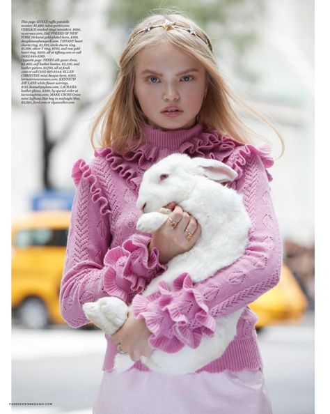 Frills And Ruffles, Mode Editorials, Easter Fashion, Magazine Editorial, Jolie Photo, 영감을 주는 캐릭터, Super Ideas, Fashion Editorial, Knit Fashion