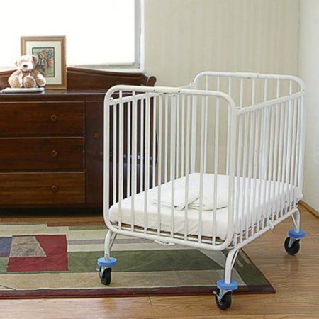 Arch Nursery, Toddler Bedroom Design, Motel Ideas, Old Baby Cribs, Foldable Crib, Clothes Folding Board, Metal Crib, Old Cribs, Clothes Folding