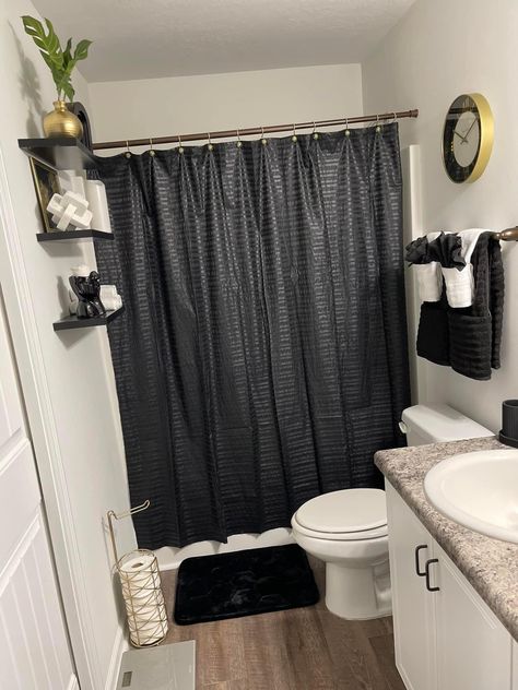 Black Shower Curtain Bathroom, High Curtains, Black Shower Curtain, Dorm Bathroom, Bathroom Decor Themes, Apartment Decorating Living, Gray Bathroom Decor, New Bathroom Ideas, Black Shower Curtains