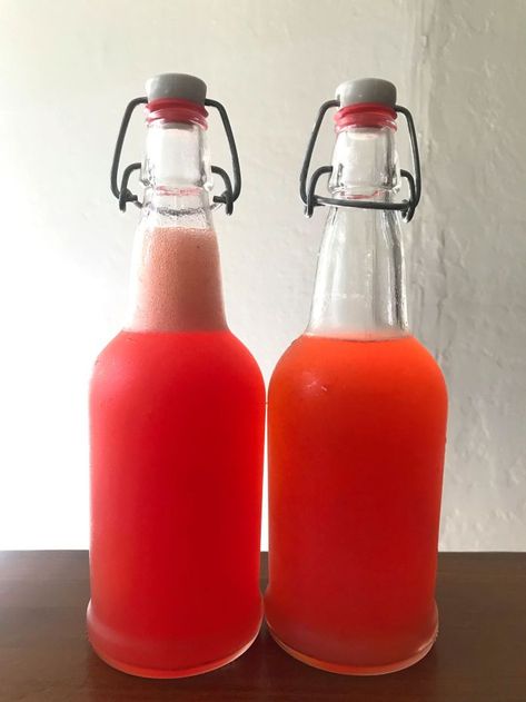 4-Ingredient Naturally Carbonated Strawberry Soda - Zero-Waste Chef Fermented Drinks, Ginger Bug, Kombucha Scoby, Strawberry Soda, Coconut Bowls, Fermentation Recipes, Soda Recipe, Fermented Drink, One Night Stand