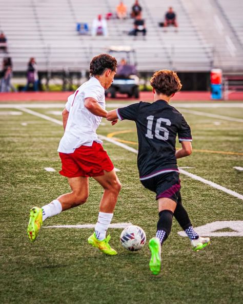 Mount Vernon VS Annadale HS⚽️ . . . #football #soccer #explore #sport #fyp #photographer #photography #joshshotdat Best Soccer Players, Soccer Pics, Hs Football, High School Soccer, Soccer Photography, Shaking Hands, Good Soccer Players, Mount Vernon, Soccer Pictures