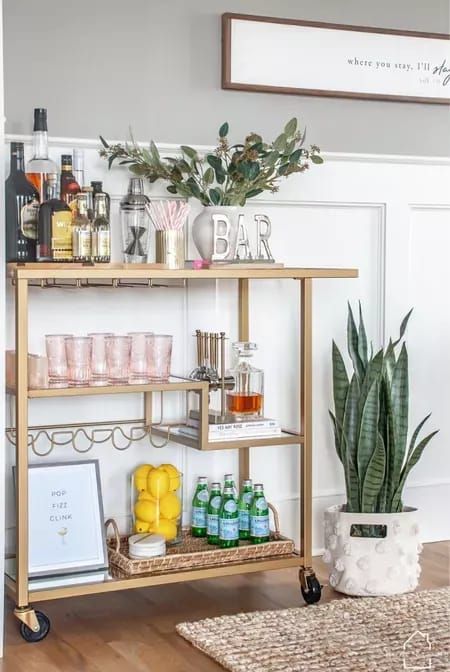 Fall Bar Cart, Bar Cart Inspo, Dinning Room Bar, Gold Bar Cart Styling, Bar Cart Inspiration, Dining Room Bar Cart, Wood Bar Cart, Home Bar Rooms, Sitting Room Design