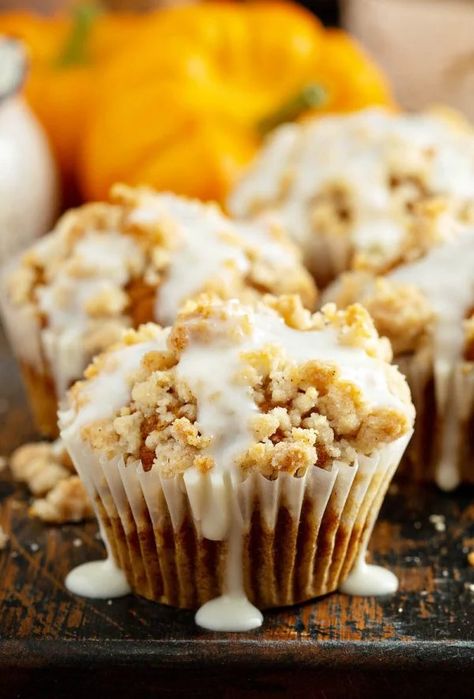 Pear Muffins, Muffins Blueberry, Pumpkin Streusel Muffins, Pumpkin Muffins Easy, Diy Joy, Sweet Potato Pies Recipes, Pumpkin Muffin Recipes, Sour Cream Coffee Cake, Easy Pumpkin Pie