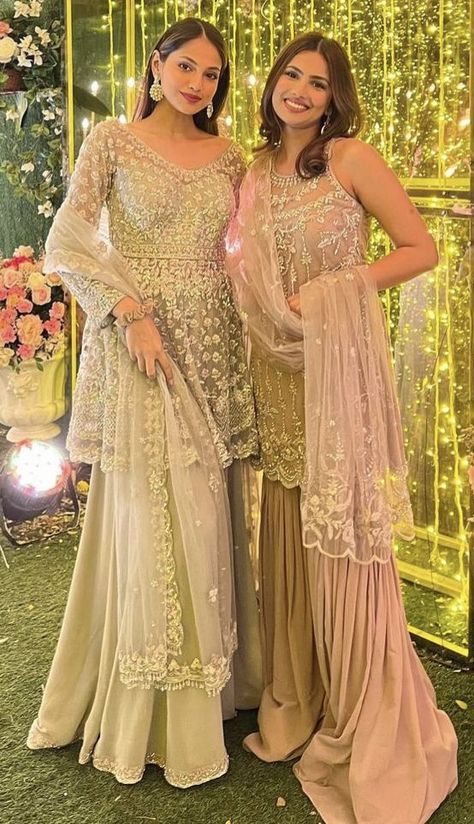 Pakistani Bridesmaids Outfits, Pakistani Bridesmaids, Casual Bridal Dress, Desi Dress, Desi Wedding Dresses, Wedding Lehenga Designs, Stylish Tops For Women, Traditional Indian Dress, Pakistani Wedding Outfits