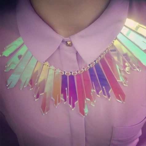 . Iridescent Fashion, Lilac Shirt, Glam Punk, Organizer Diy, Tatty Devine, Jewelry Organizer, Cheap Fashion, Looks Style, Jewelry Diy