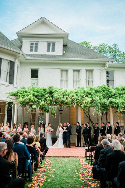 Woodbine Mansion Austin Wedding, Woodbine Mansion Austin, Yellow Spring Wedding, Historic Home Wedding, Wedding Day Earrings, Woodbine Mansion, Elk Photography, Round Rock Texas, Earrings For Bride