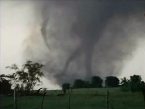 Native American legend - Dead man walking tornado Tornado Pictures, Storm Pictures, Storm Chasing, Dead Man Walking, Wild Weather, Weather Photos, Stormy Weather, Natural Phenomena, Back To Nature